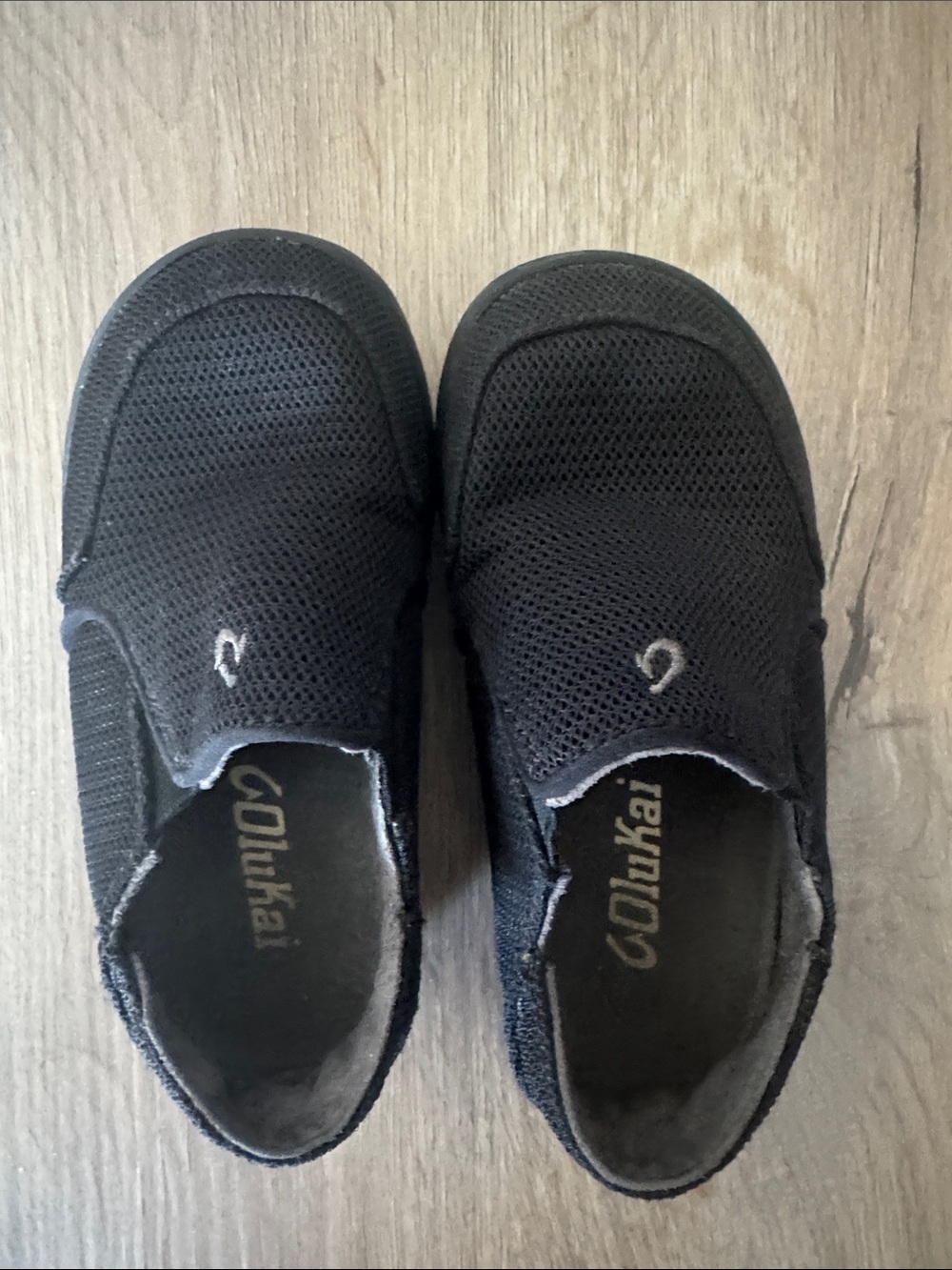 OluKai Men’s Black Mesh Slip-On Loafers